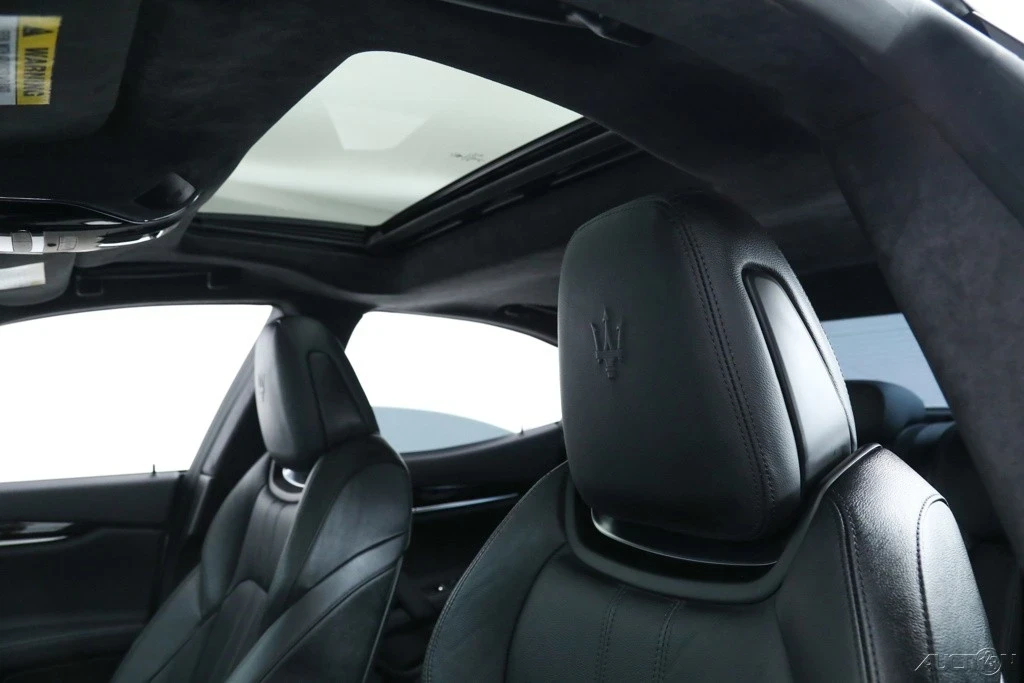 2022 Maserati Ghibli 3rd Gen - Image 18 of 21