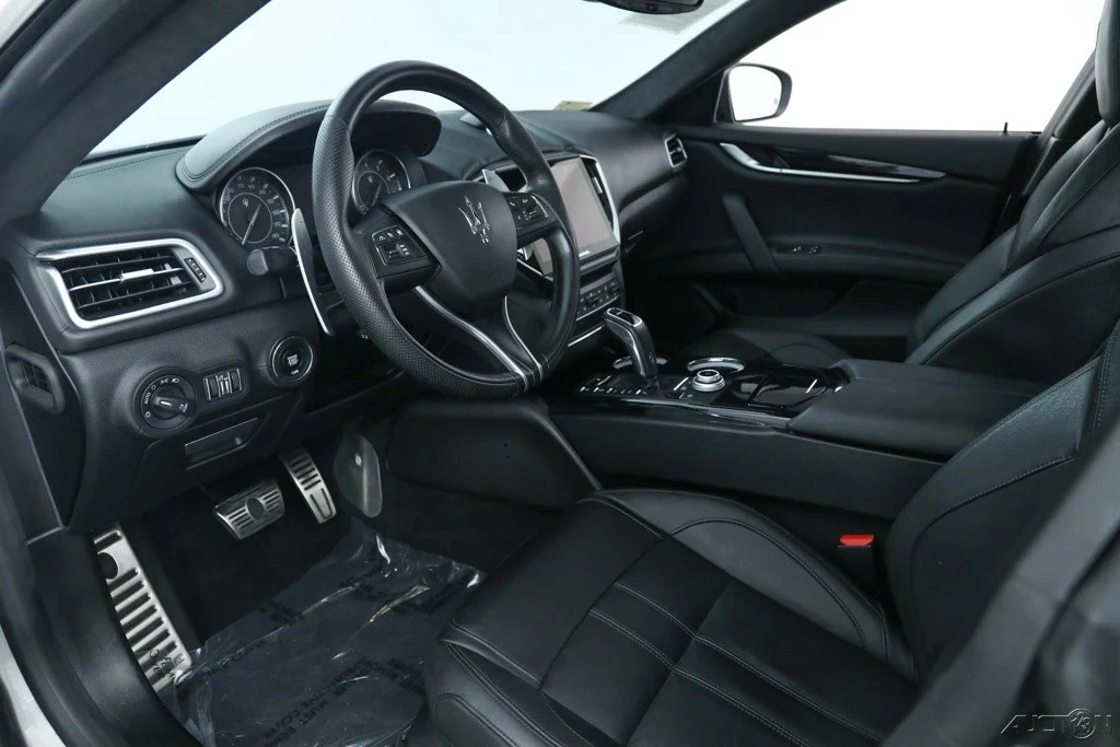 2022 Maserati Ghibli 3rd Gen - Image 16 of 21