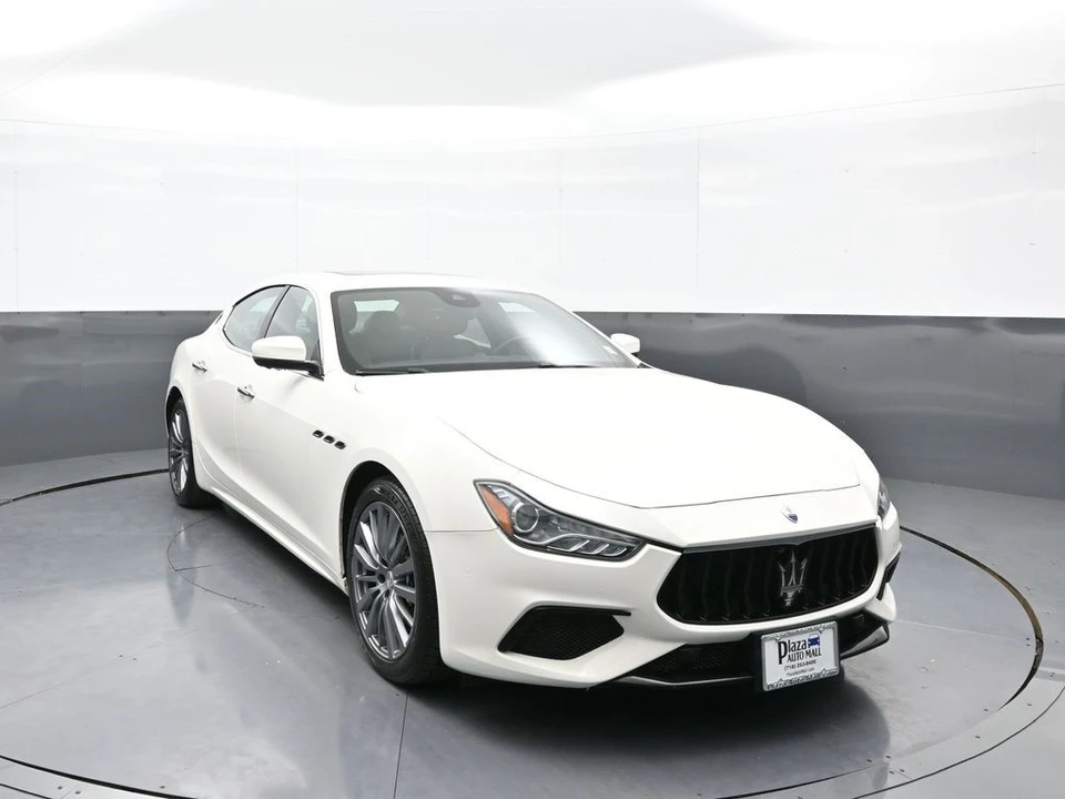 2022 Maserati Ghibli 3rd Gen - Image 3 of 12