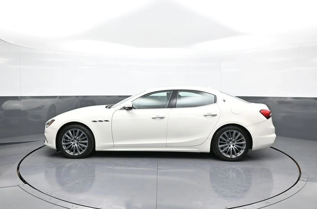 2022 Maserati Ghibli 3rd Gen - Image 9 of 12