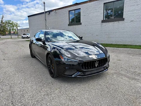 2022 Maserati Ghibli Modena Q4