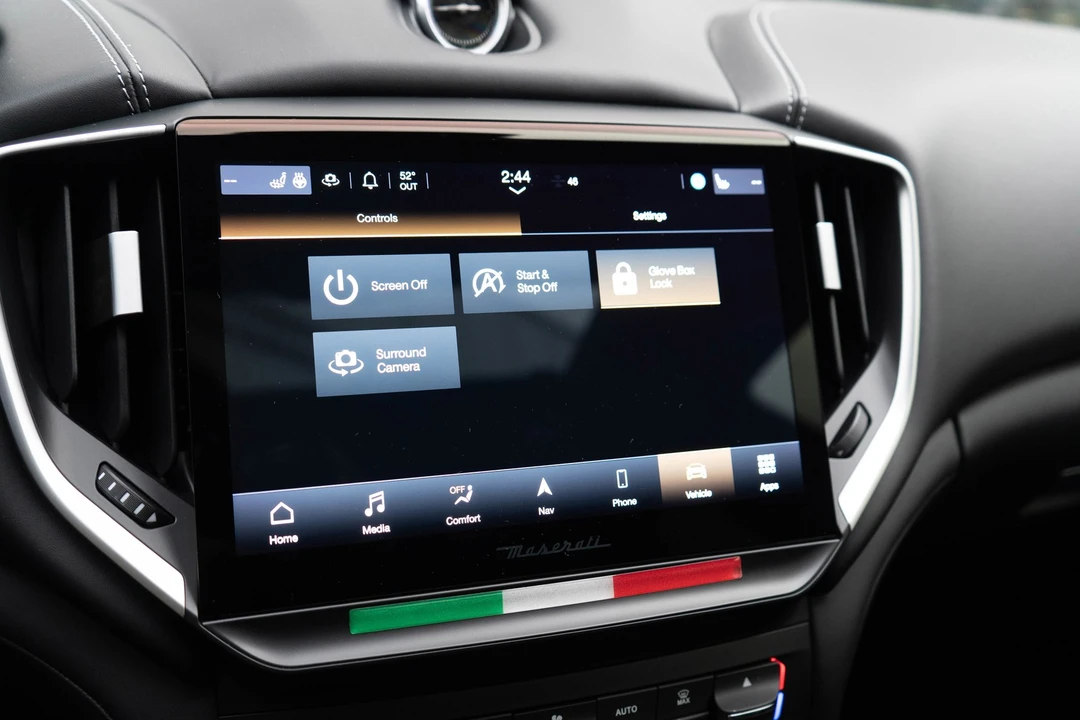 2022 Maserati Ghibli 3rd Gen - Image 19 of 21