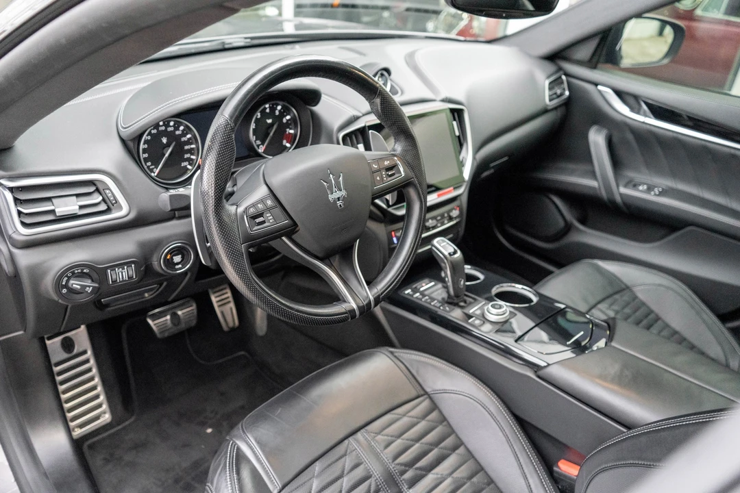 2022 Maserati Ghibli 3rd Gen - Image 7 of 21