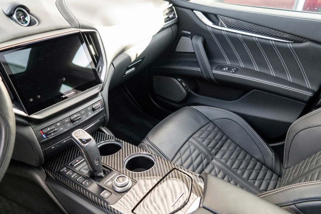 2022 Maserati Ghibli 3rd Gen - Image 16 of 21
