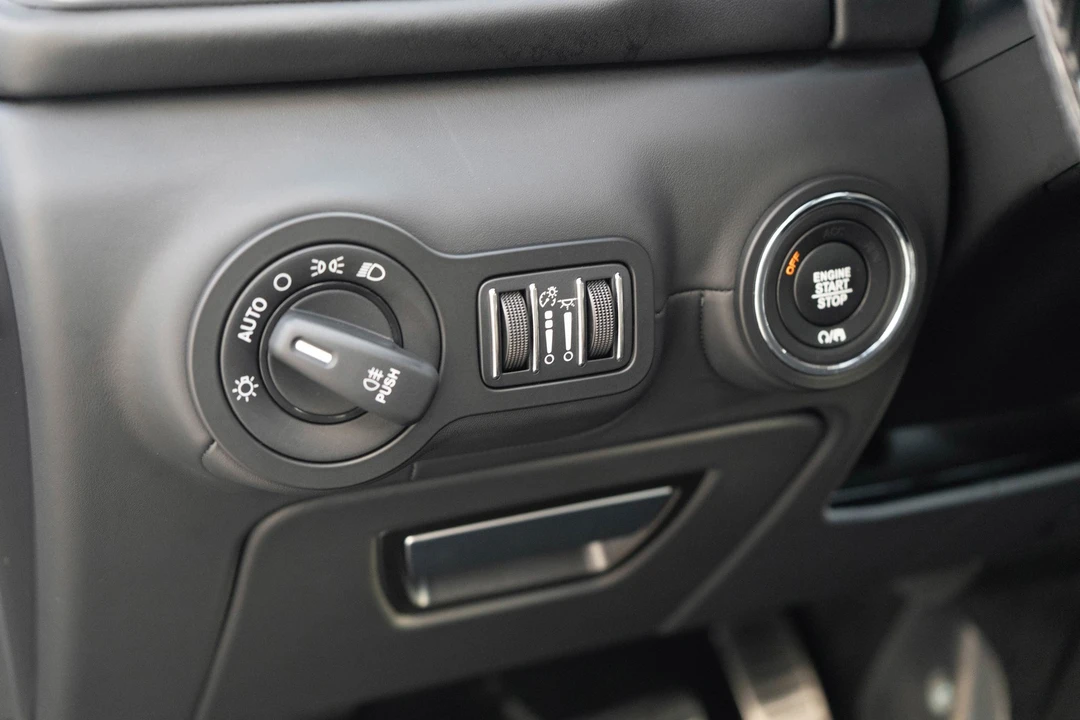 2022 Maserati Ghibli 3rd Gen - Image 14 of 21
