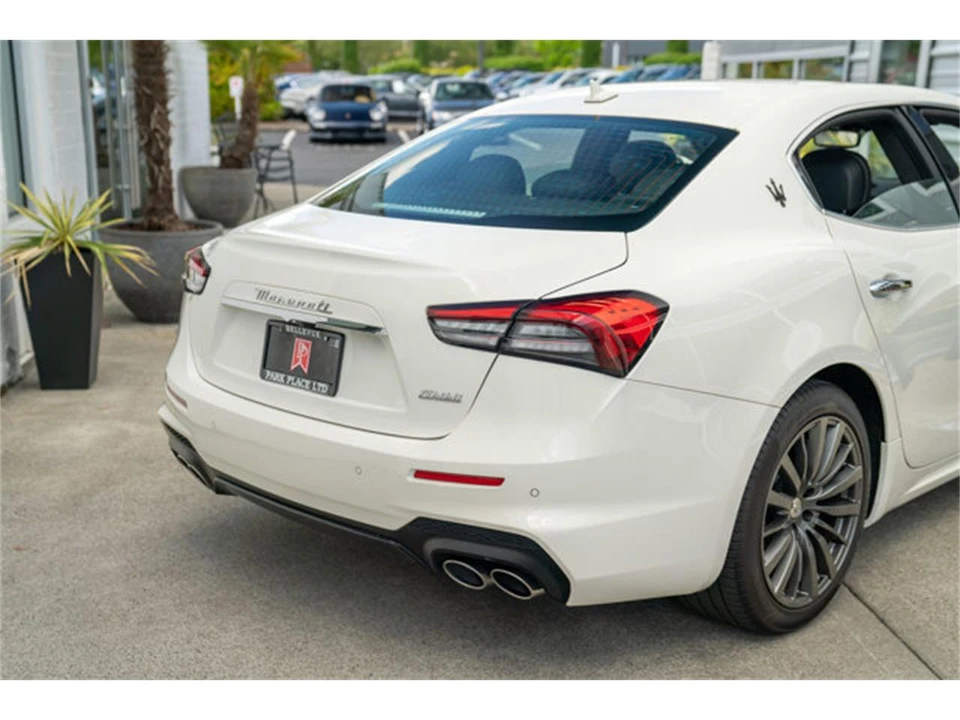 2022 Maserati Ghibli 3rd Gen - Image 7 of 12