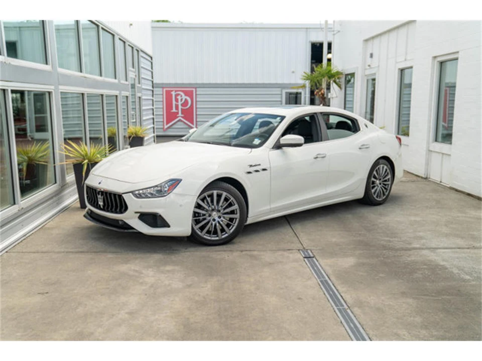 2022 Maserati Ghibli 3rd Gen - Image 2 of 12