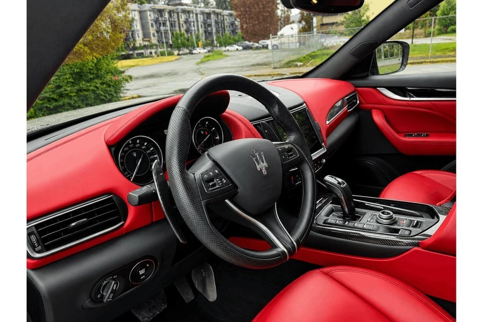 2022 Maserati Levante Modena - Image 15 of 17