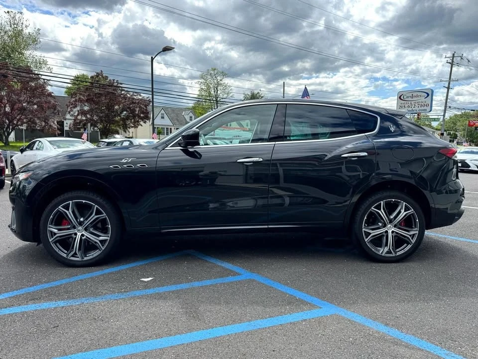 2022 Maserati Levante Modena - Image 5 of 15