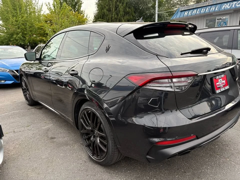 2022 Maserati Levante Modena - Image 3 of 7