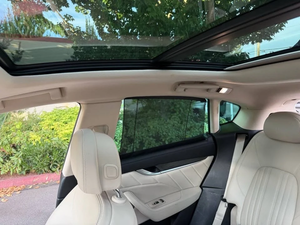 2022 Maserati Levante Modena - Image 18 of 20