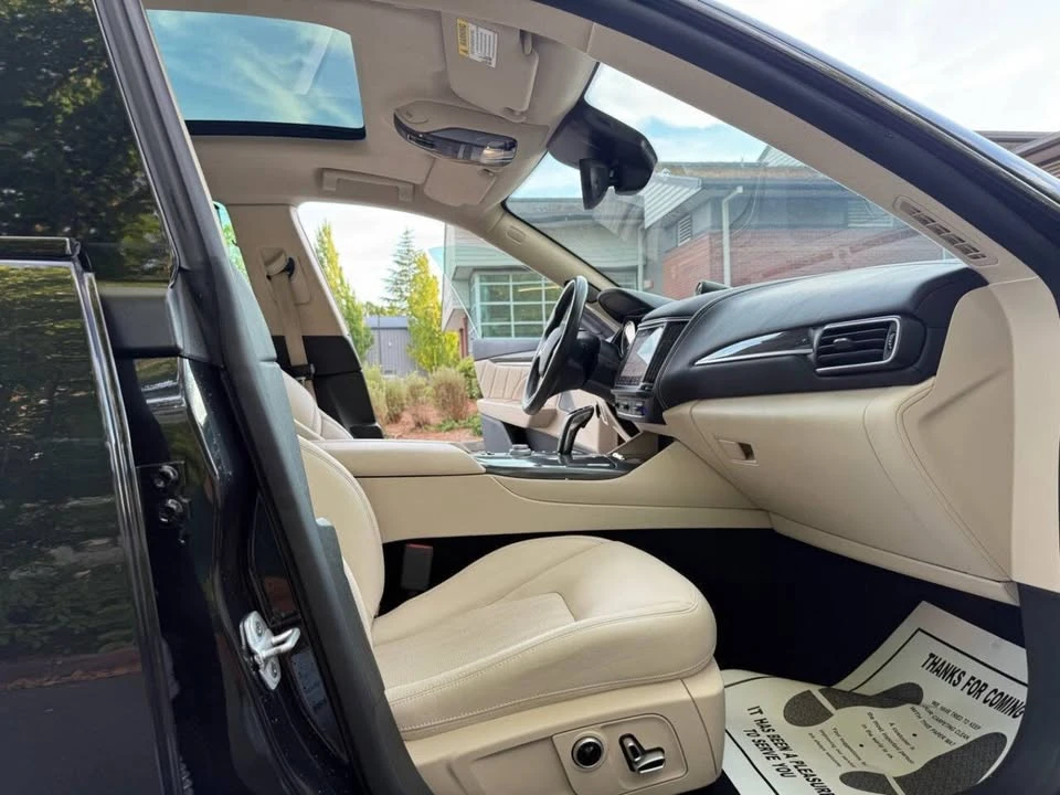 2022 Maserati Levante Modena - Image 13 of 20