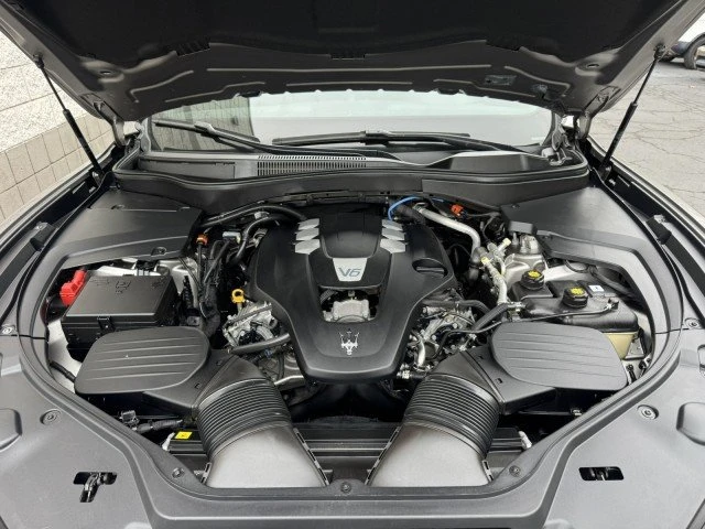 2022 Maserati Levante Modena - Image 5 of 20