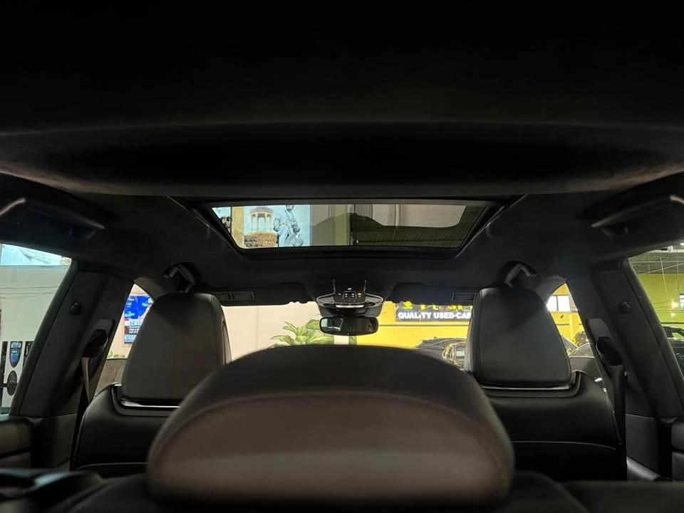2022 Maserati Levante Modena - Image 12 of 17