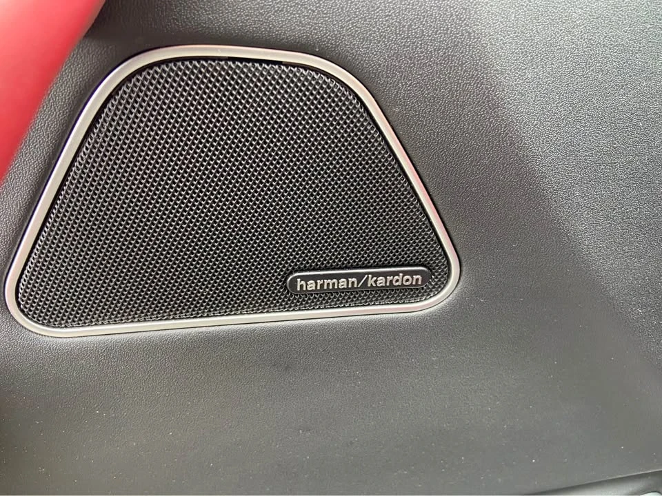 2022 Maserati Levante Modena - Image 9 of 18