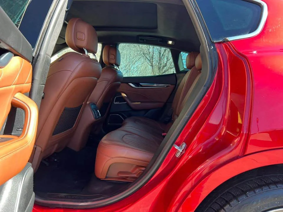 2022 Maserati Levante - Image 6 of 7