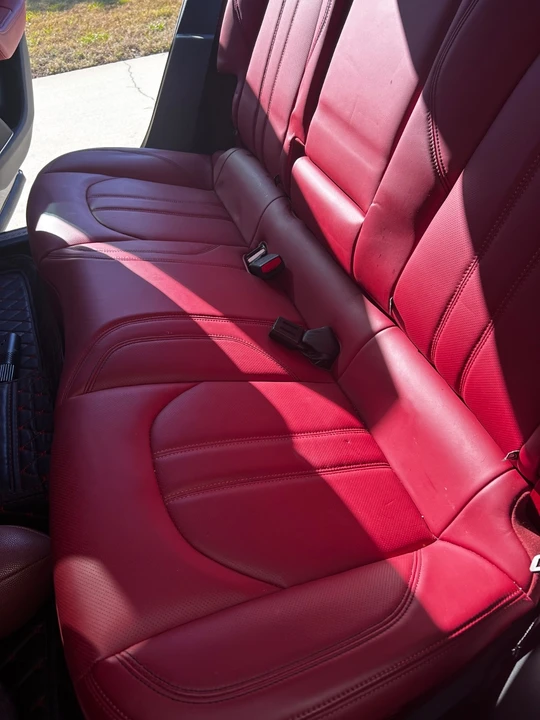 2022 Maserati Levante - Image 9 of 15