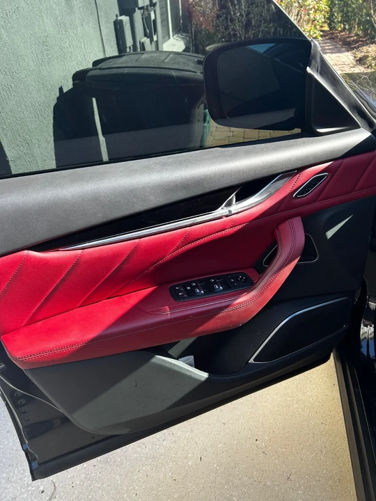 2022 Maserati Levante - Image 11 of 15
