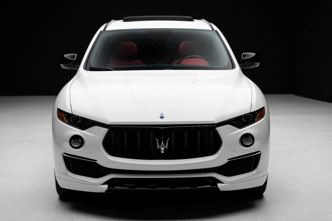 2022 Maserati Levante Modena - Image 7 of 31