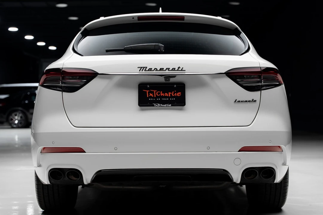 2022 Maserati Levante Modena - Image 29 of 31