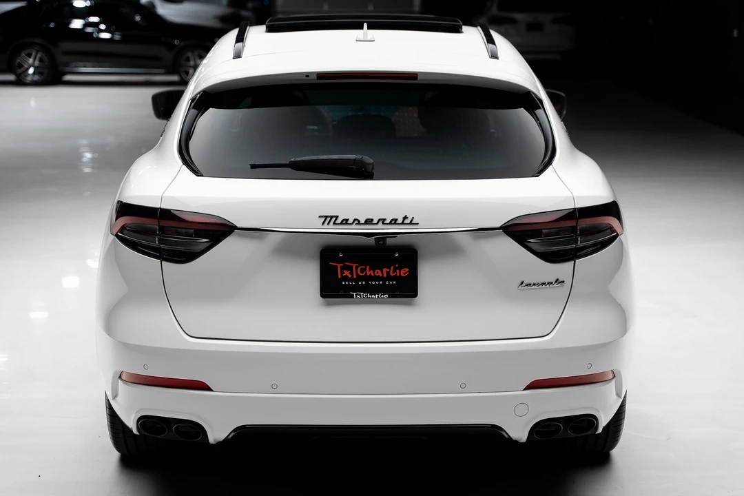 2022 Maserati Levante Modena - Image 27 of 31