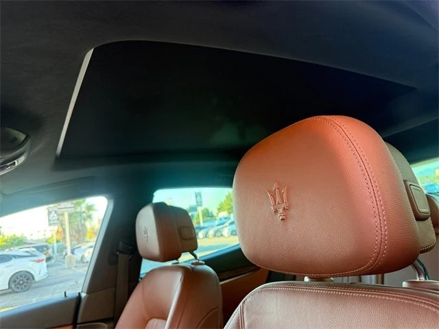 2022 Maserati Levante Modena - Image 15 of 20