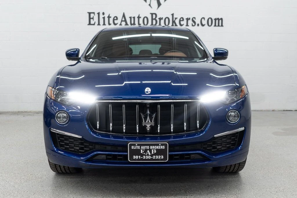 2022 Maserati Levante - Image 3 of 12