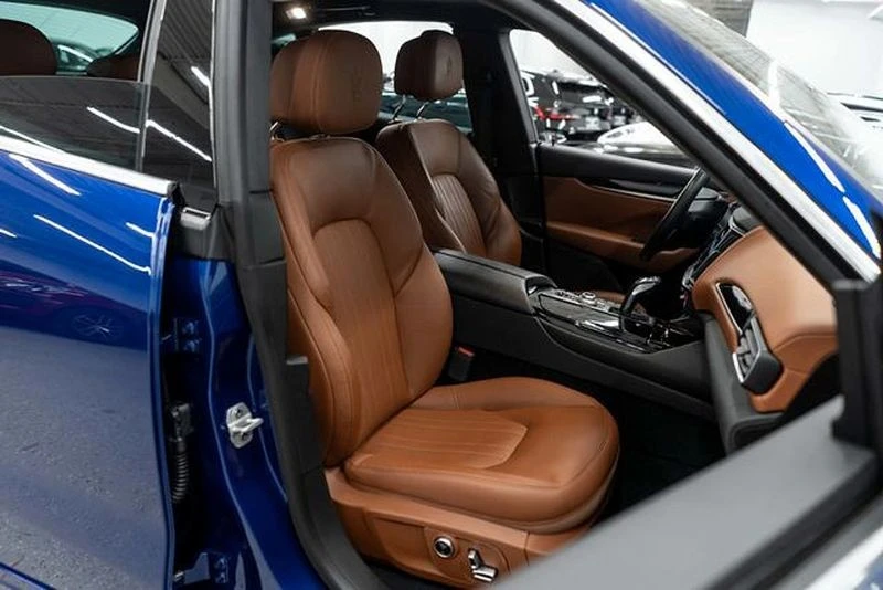 2022 Maserati Levante - Image 9 of 12