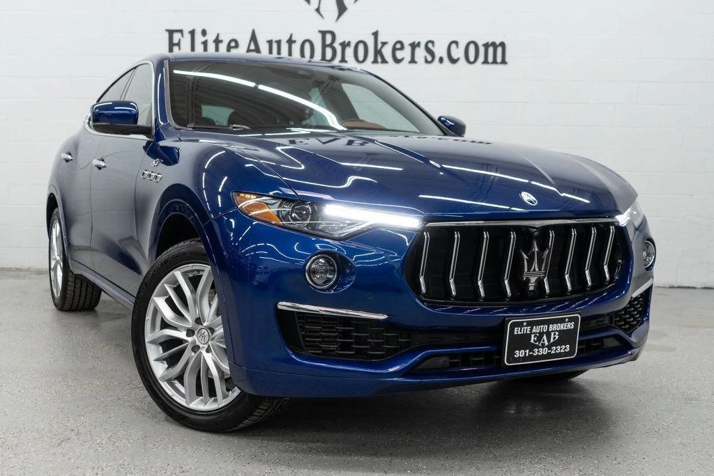 2022 Maserati Levante - Image 6 of 12