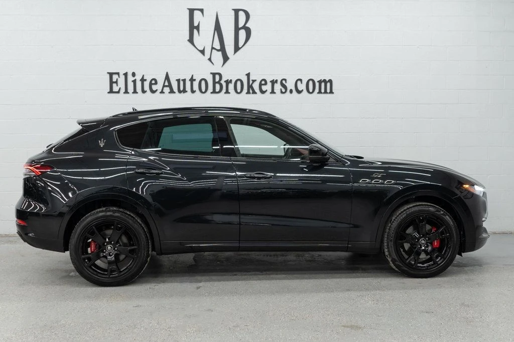 2022 Maserati Levante - Image 4 of 12