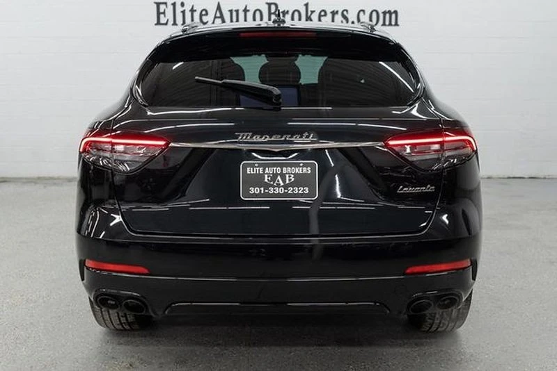 2022 Maserati Levante - Image 7 of 12