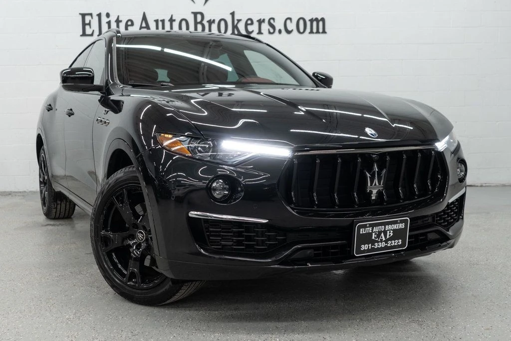 2022 Maserati Levante - Image 5 of 12
