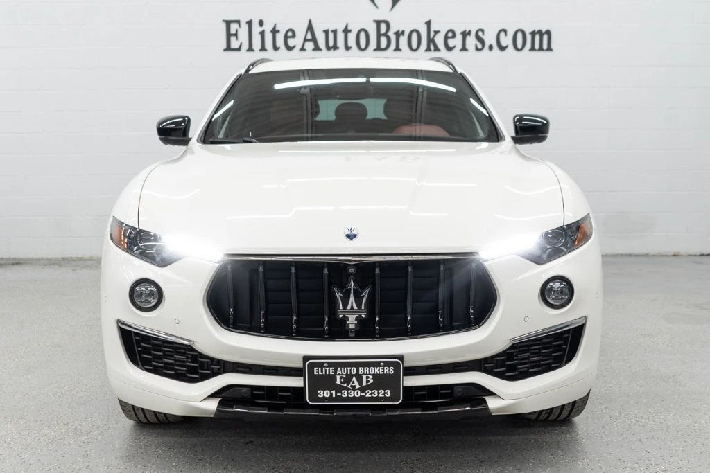 2022 Maserati Levante - Image 3 of 12
