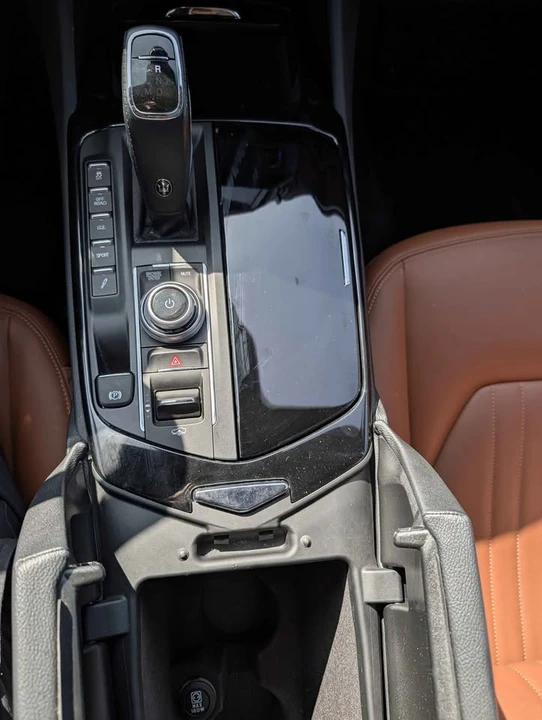 2022 Maserati Levante Modena - Image 14 of 16
