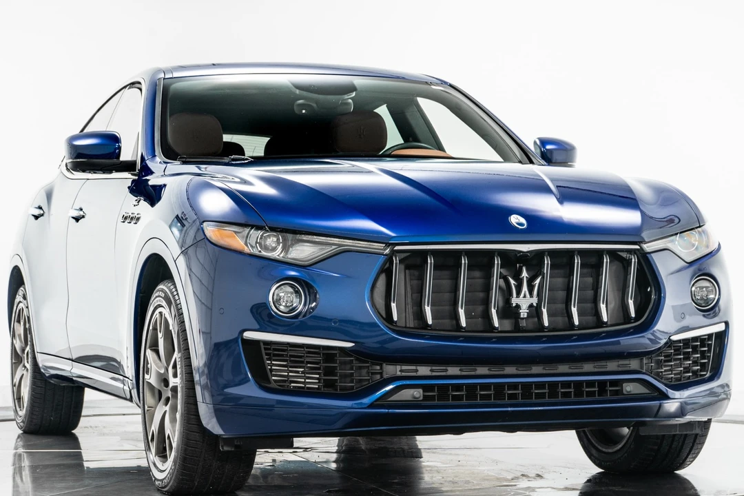 2022 Maserati Levante - Image 3 of 12