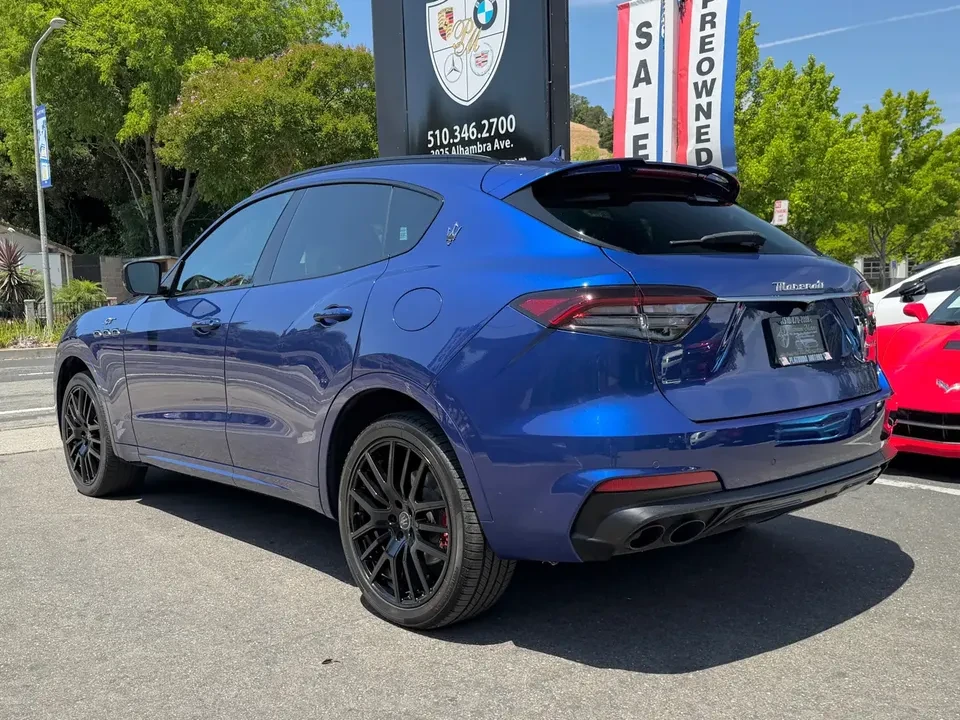 2022 Maserati Levante Modena - Image 3 of 15