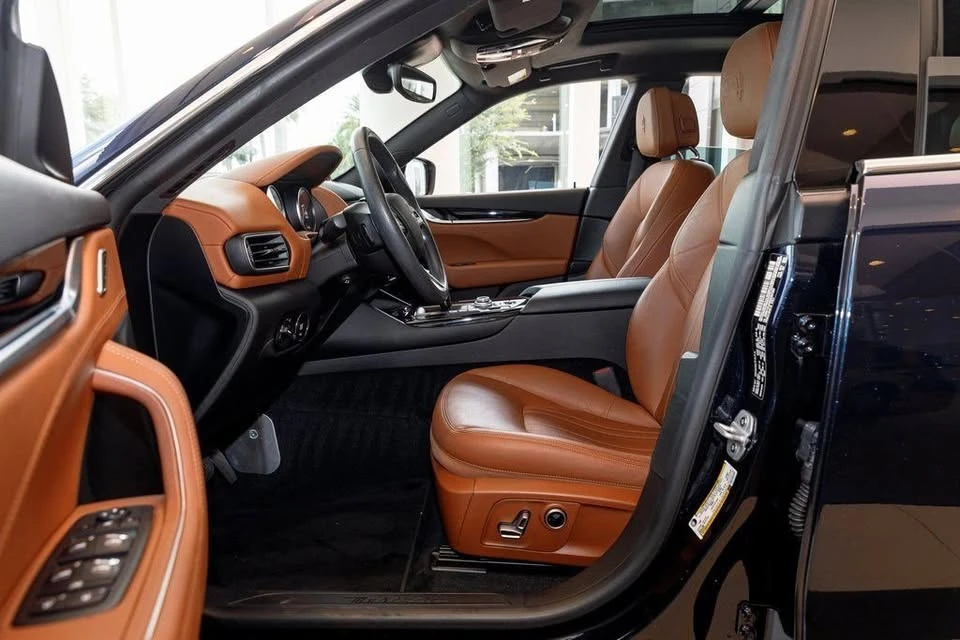 2022 Maserati Levante - Image 11 of 20