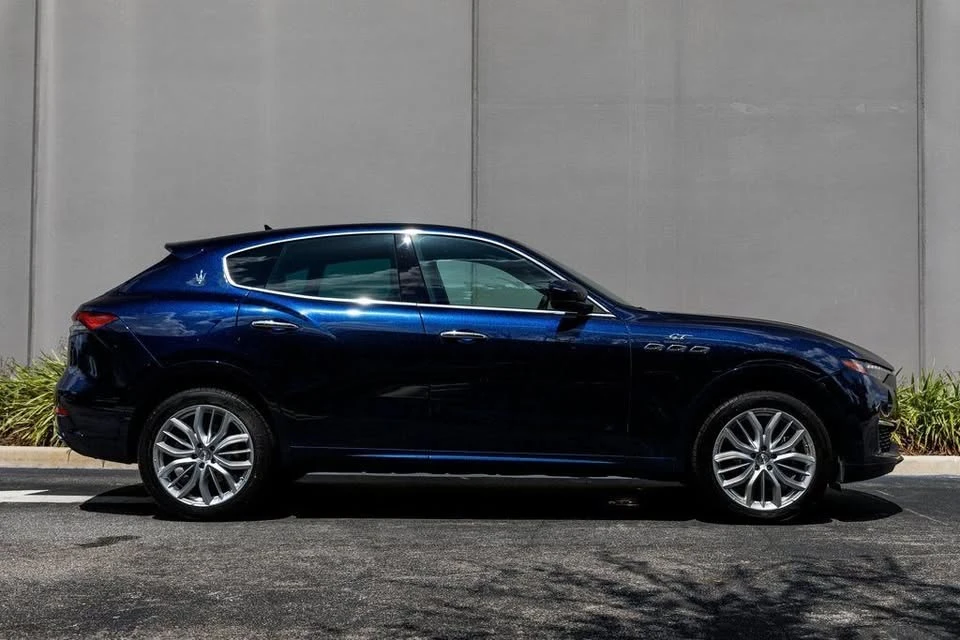 2022 Maserati Levante - Image 6 of 20