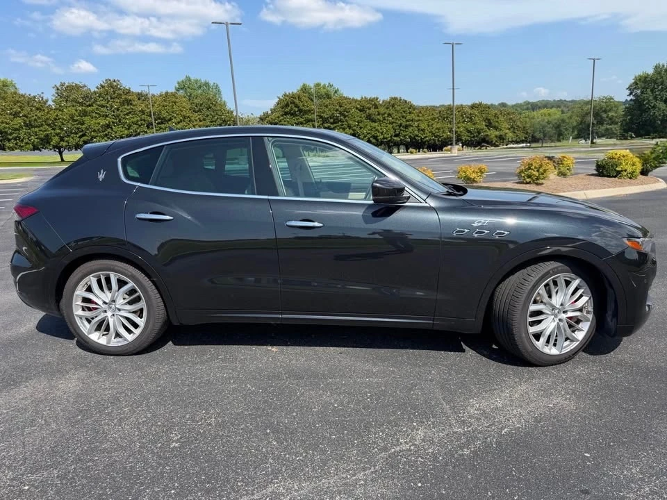 2022 Maserati Levante Modena - Image 5 of 16