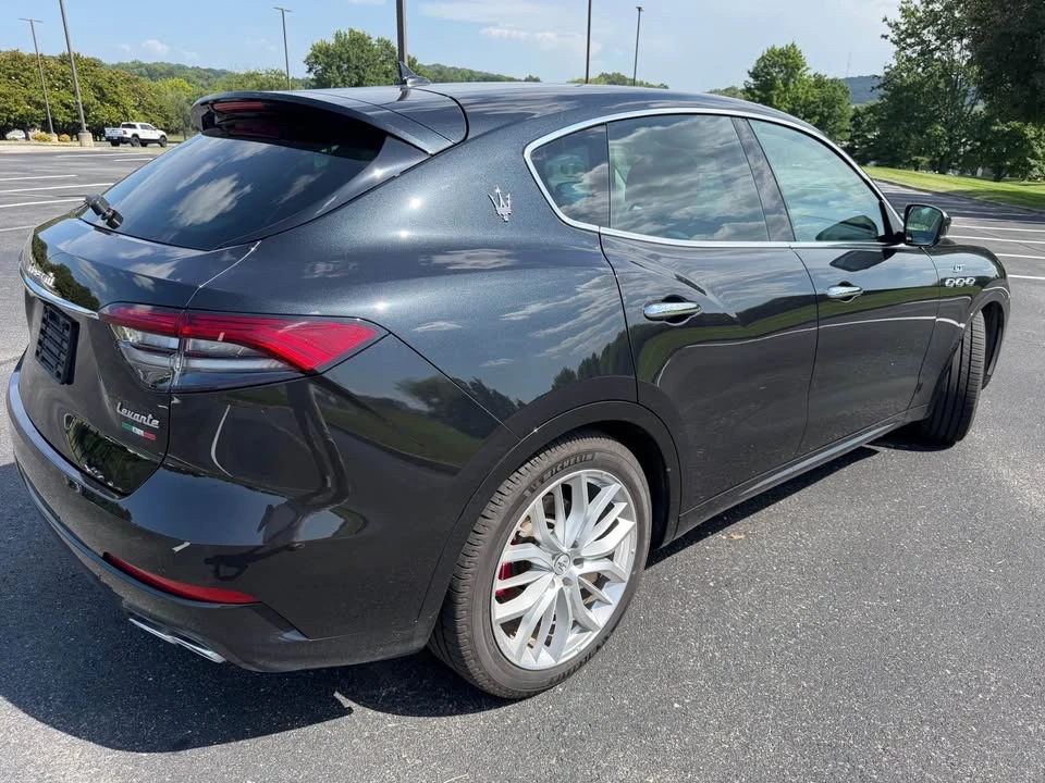 2022 Maserati Levante Modena - Image 4 of 16