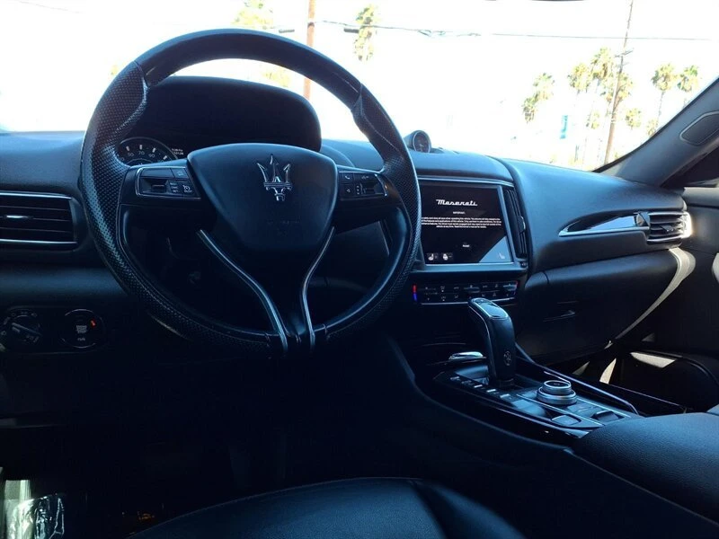 2022 Maserati Levante Modena - Image 11 of 20