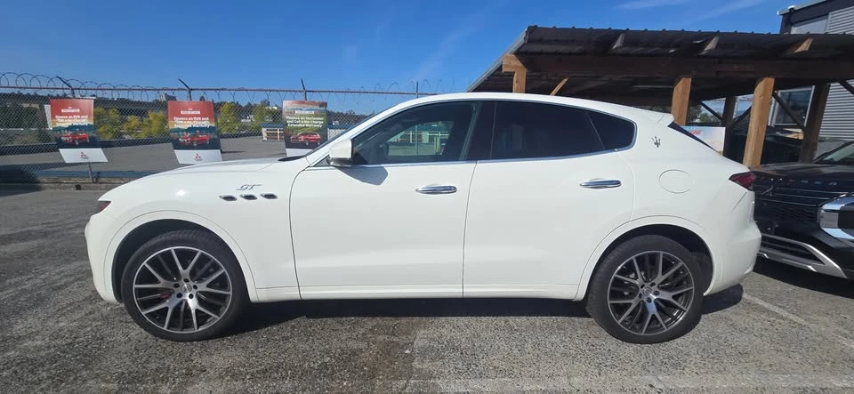 2022 Maserati Levante Modena - Image 8 of 11