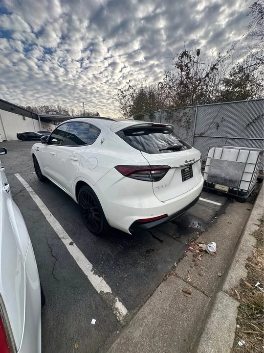 2022 Maserati Levante - Image 6 of 6