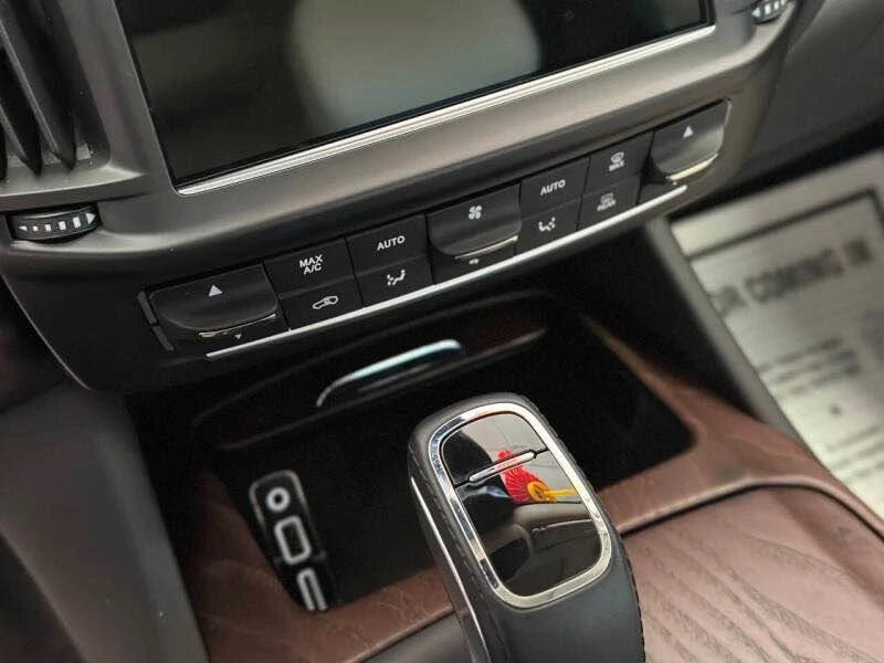 2022 Maserati Levante Modena - Image 16 of 20