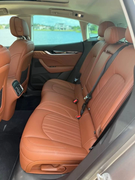 2022 Maserati Levante - Image 9 of 20