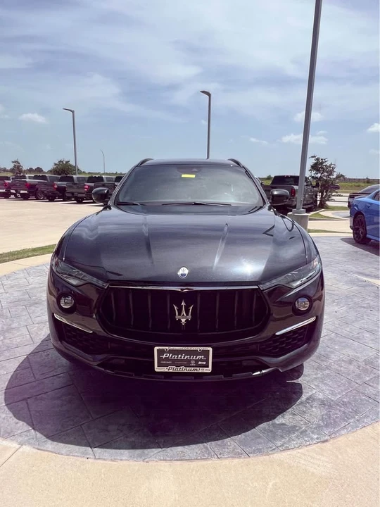 2022 Maserati Levante Modena - Image 2 of 9