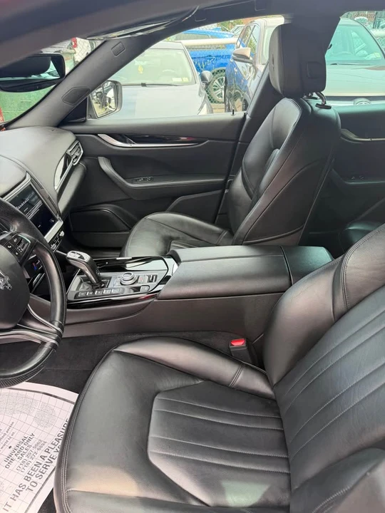 2022 Maserati Levante Modena - Image 8 of 12