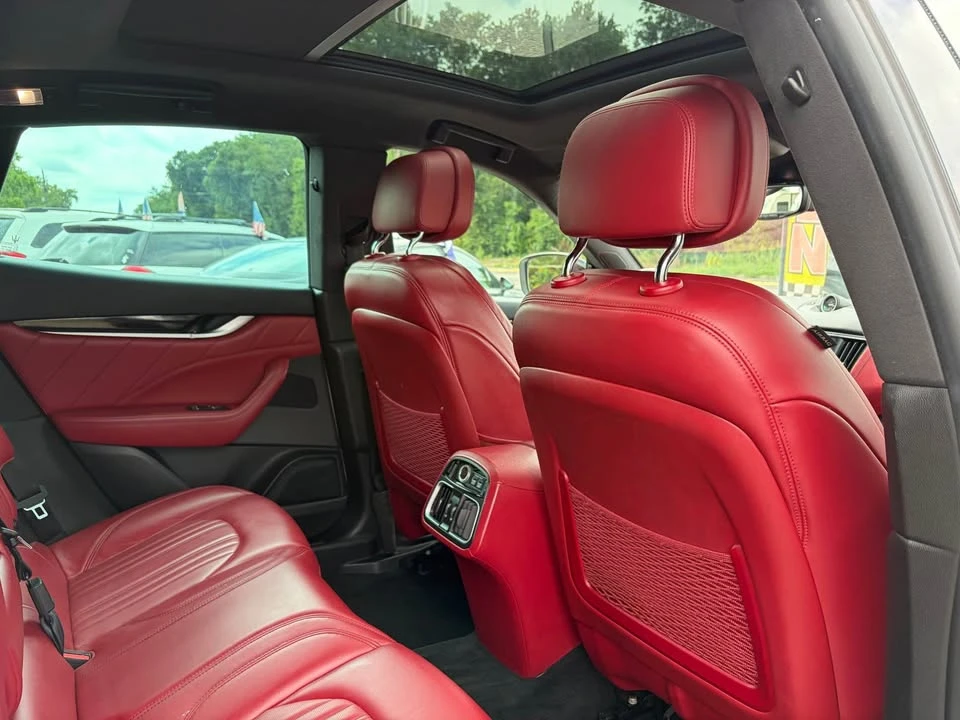 2022 Maserati Levante Modena - Image 14 of 20