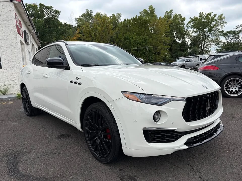 2022 Maserati Levante Modena - Image 3 of 20