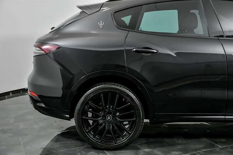 2022 Maserati Levante - Image 12 of 12